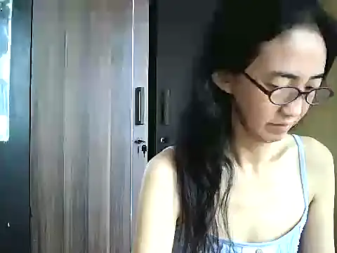 princessD077 online show from November 17, 2025, 5:44 am