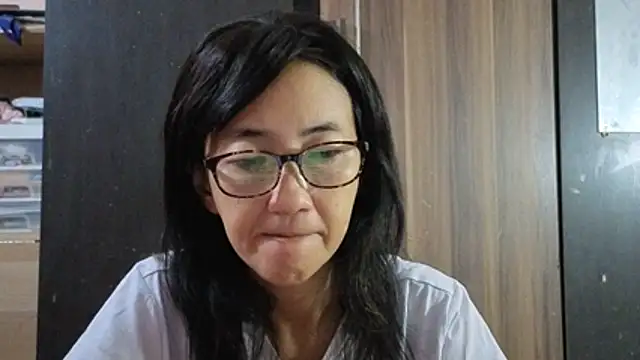 Snapshot of princessD077 chatting on July 3, 2026, 4:35 pm princessD077 online show from July 3, 2026, 4:35 pm
