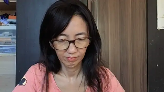 Snapshot of princessD077 chatting on July 9, 2026, 4:24 am princessD077 online show from July 9, 2026, 4:24 am
