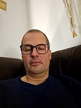 GermanMadMatt online show from October 17, 2025, 5:44 am
