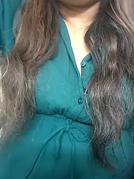 Snapshot of gini_talenda chatting on November 7, 2025, 7:07 pm gini talenda online show from November 7, 2025, 7:07 pm