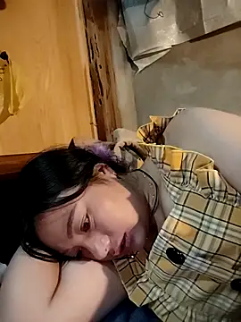 Snapshot of Sinhlinh2020 chatting on October 25, 2025, 3:01 pm Sinhlinh2020 online show from October 25, 2025, 3:01 pm