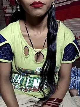 Snapshot of Itz_Aisha__ chatting on November 10, 2025, 6:18 am Itz Aisha online show from November 10, 2025, 6:18 am