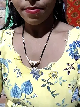 Itz Aisha   online show from March 13, 2026, 8:41 am