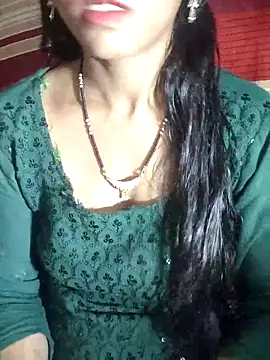 Itz Aisha   online show from March 12, 2026, 5:55 am