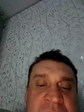 Snapshot of PeteR1987- chatting on November 25, 2025, 8:20 pm PeteR1987- online show from November 25, 2025, 8:20 pm