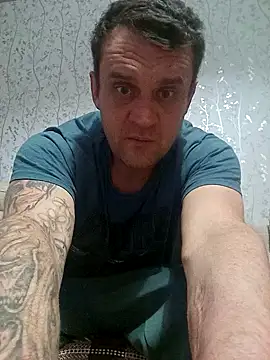 Snapshot of PeteR1987- chatting on November 26, 2025, 10:21 pm PeteR1987- online show from November 26, 2025, 10:21 pm