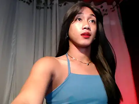 taylaxuxu online show from July 22, 2026, 2:57 am