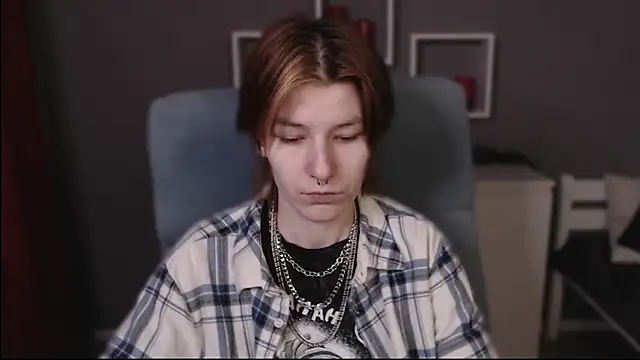 guitarandangell online show from January 12, 2026, 12:01 pm