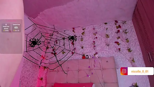 Snapshot of amelia_ferrerx chatting on November 2, 2025, 5:12 am amelia ferrerx online show from November 2, 2025, 5:12 am