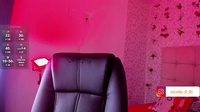 Snapshot of amelia_ferrerx chatting on November 30, 2025, 3:07 am amelia ferrerx online show from November 30, 2025, 3:07 am