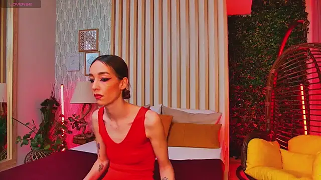 Snapshot of LolaVixxxen chatting on November 23, 2025, 7:13 pm LolaVixxxen online show from November 23, 2025, 7:13 pm