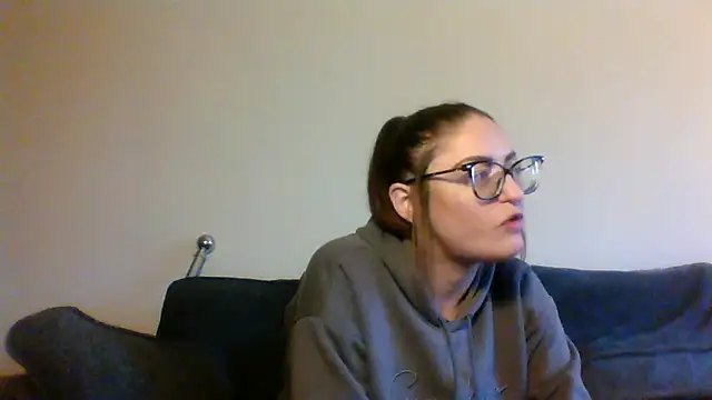 fatal lover online show from November 4, 2025, 3:49 pm