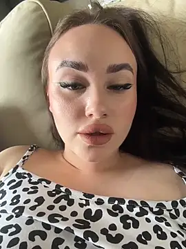 KiraSunshine online show from January 17, 2026, 2:59 am