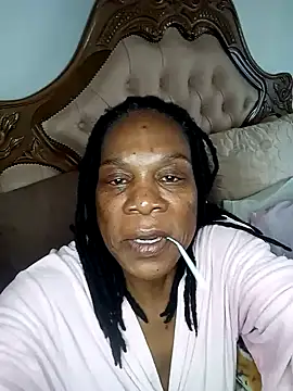 Snapshot of Hotcougar chatting on October 24, 2025, 6:01 am Hotcougar online show from October 24, 2025, 6:01 am