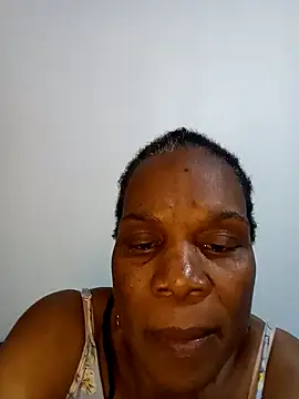 Snapshot of Hotcougar chatting on October 24, 2025, 6:07 pm Hotcougar online show from October 24, 2025, 6:07 pm