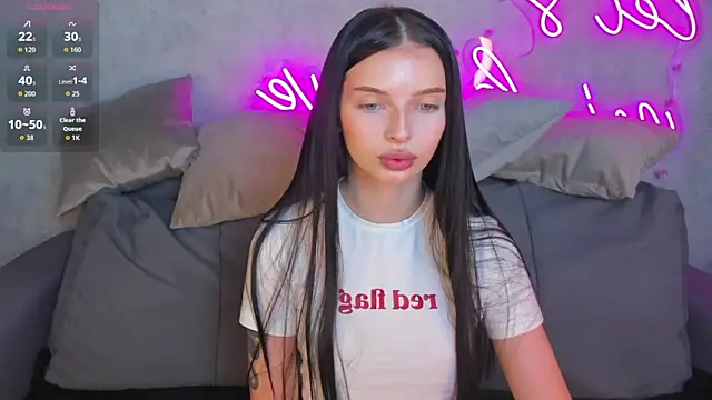 Snapshot of Eva_Mayers chatting on November 10, 2025, 12:59 am Eva Mayers online show from November 10, 2025, 12:59 am