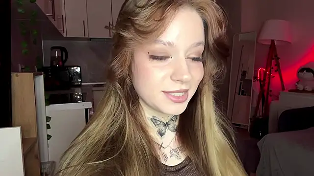 Snapshot of Babymoney_2007 chatting on January 6, 2026, 8:46 pm Babymoney 2007 online show from January 6, 2026, 8:46 pm