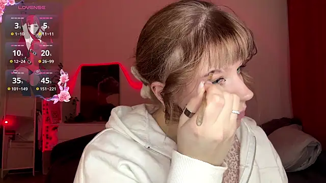 Snapshot of Babymoney_2007 chatting on February 23, 2026, 8:42 pm Babymoney 2007 online show from February 23, 2026, 8:42 pm