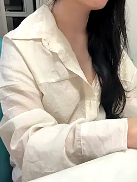 Minhee22 online show from November 10, 2025, 4:56 pm