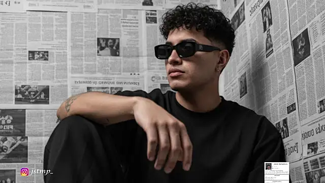 Snapshot of jhon_mendoza_ chatting on October 27, 2025, 2:51 pm jhon mendoza online show from October 27, 2025, 2:51 pm