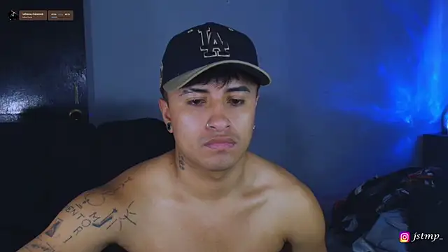 Snapshot of jhon_mendoza_ chatting on November 5, 2025, 1:25 pm jhon mendoza online show from November 5, 2025, 1:25 pm