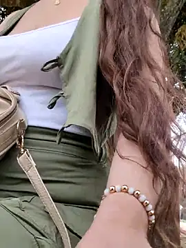 Catalina-Thompson online show from February 5, 2026, 3:41 pm