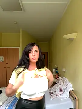 Snapshot of xlounamiiam chatting on November 6, 2025, 2:10 pm xlounamiiam online show from November 6, 2025, 2:10 pm