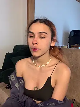 Soft Dream  online show from October 29, 2025, 5:23 pm