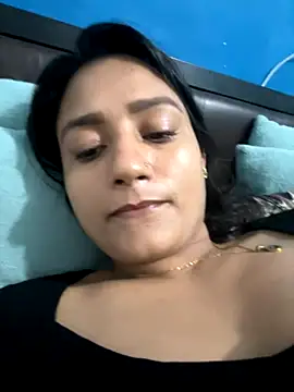 Snapshot of heenashai chatting on October 31, 2025, 1:41 pm heenashai online show from October 31, 2025, 1:41 pm