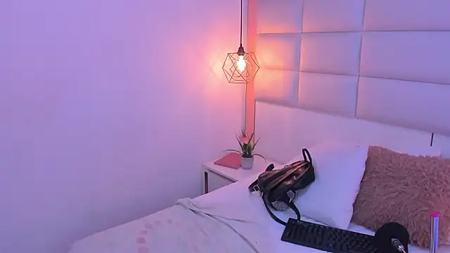 Sofia clk online show from January 12, 2026, 3:02 am