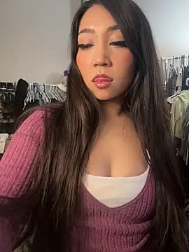 babygirlesme online show from December 17, 2025, 10:48 pm