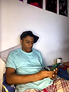 Snapshot of liam_Brooks9 chatting on January 7, 2026, 1:16 pm liam Brooks9 online show from January 7, 2026, 1:16 pm