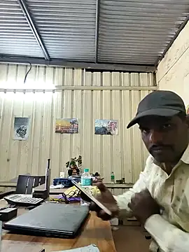 RNlov online show from November 20, 2025, 6:14 am