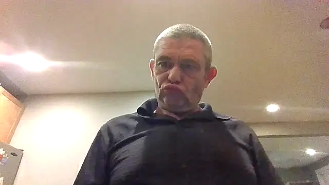 burby79 online show from July 20, 2026, 11:40 pm