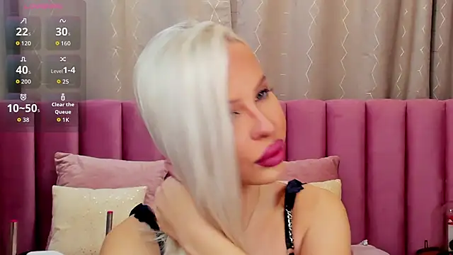 Snapshot of KailaCrystall chatting on December 14, 2025, 1:34 am KailaCrystall online show from December 14, 2025, 1:34 am