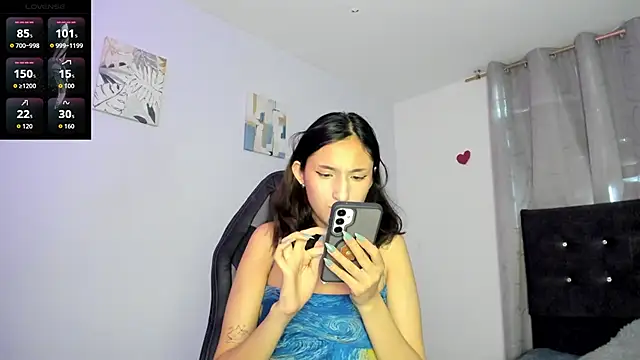 Snapshot of princess_foxxy chatting on February 18, 2026, 9:33 pm princess foxxy online show from February 18, 2026, 9:33 pm