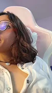 Snapshot of princess_foxxy chatting on October 27, 2025, 7:20 am princess foxxy online show from October 27, 2025, 7:20 am