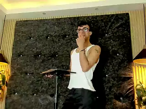 the fenix boy online show from November 2, 2025, 7:30 pm