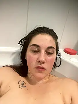 YourFrenchFeliciexo online show from November 12, 2025, 8:01 pm