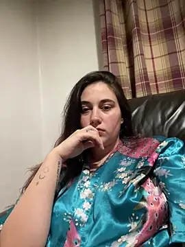 YourFrenchFeliciexo online show from December 3, 2025, 1:17 am