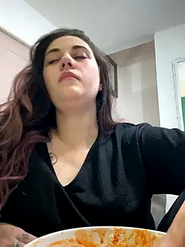 YourFrenchFeliciexo online show from November 1, 2025, 11:31 pm