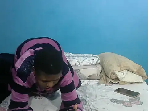 SexySlender  online show from November 16, 2025, 4:56 pm