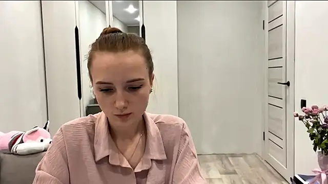 MonoCookie online show from October 21, 2025, 1:43 pm