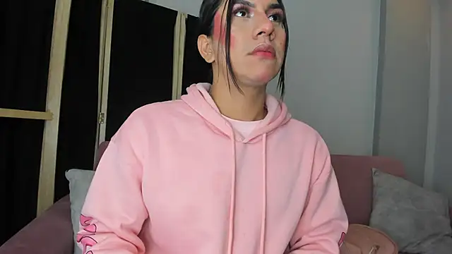 stefy bratz online show from March 19, 2026, 4:45 am