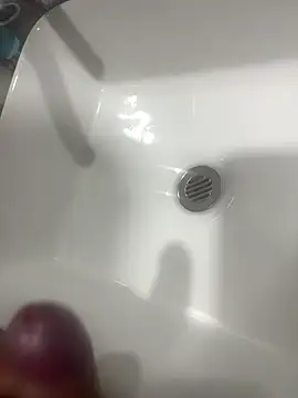 Snapshot of EdgarLopez69 chatting on November 10, 2025, 11:04 am EdgarLopez69 online show from November 10, 2025, 11:04 am