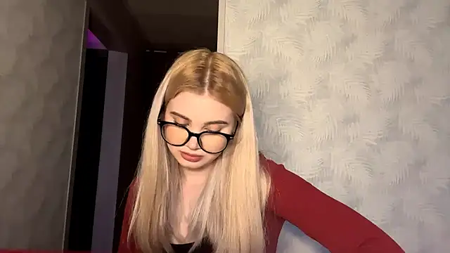 Snapshot of JolieAlto chatting on October 19, 2025, 12:19 pm JolieAlto online show from October 19, 2025, 12:19 pm