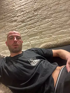 Rotteei1 online show from March 5, 2026, 7:38 am