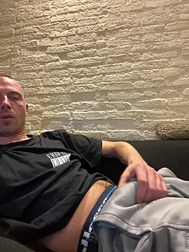 Rotteei1 online show from March 23, 2026, 7:03 pm