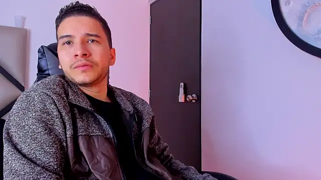 mike 257 online show from November 10, 2025, 11:59 am